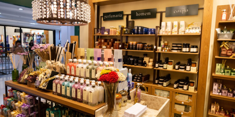 Franquia de cosméticos Avatim chega a Cuiabá