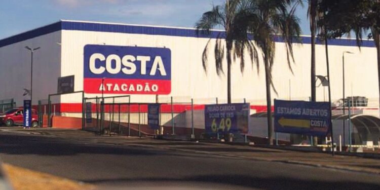 JC Distribuição é a primeira do ranking do atacado distribuidor em Goiás