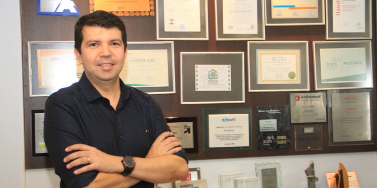 Multidata comemora 35 anos e se mantém na vanguarda da tecnologia