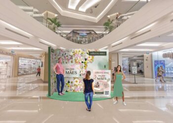 O Boticário presenteia mães com lembranças especiais em diversas cidades de Goiás