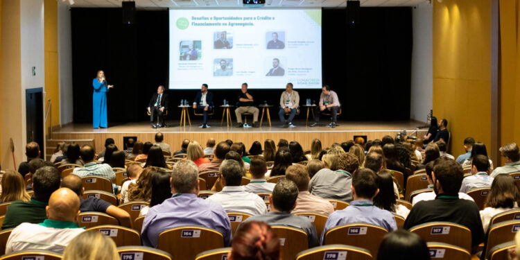Conacredi oferece oportunidade de networking para gestores de crédito no agronegócio