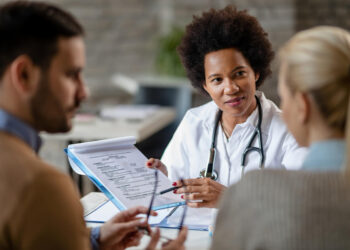 Planos de saúde: cancelamento unilateral de contratos ultrapassa 5,4 mil reclamações