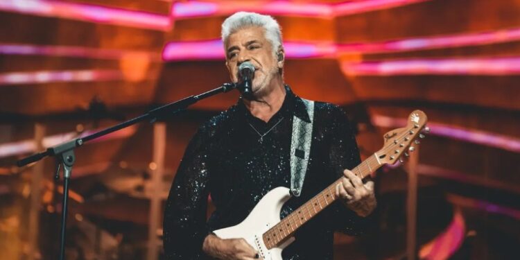 Lulu Santos apresenta sua turnê Barítono em Goiânia