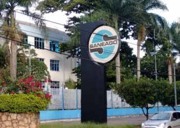 Saneago abre concurso com salário de até R$ 17,7 mil