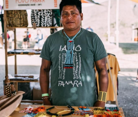 Aldeia Multiétnica: Feira de Experiências Sustentáveis gera renda para indígenas