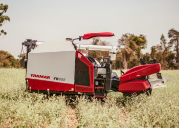 Máquinas compactas da Leão marcam presença na 2ª Feira do Agronegócio, em Iporá