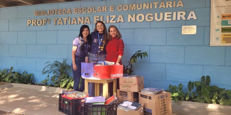 Colégio Marista Asa Sul faz doações para bibliotecas públicas do DF