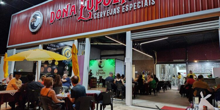 Dona Lupulina, cervejaria goiana, lança sua primeira cerveja light