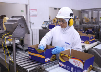 JBS tem mais de 160 vagas de emprego abertas em Goiás