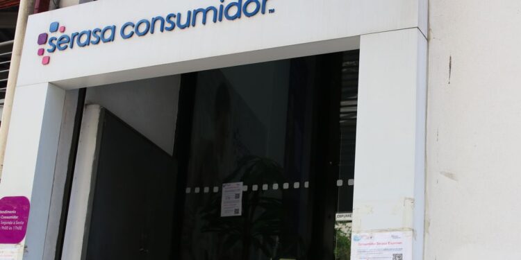 Justiça do DF tem média de 29 reclamações diárias por negativação indevida do nome