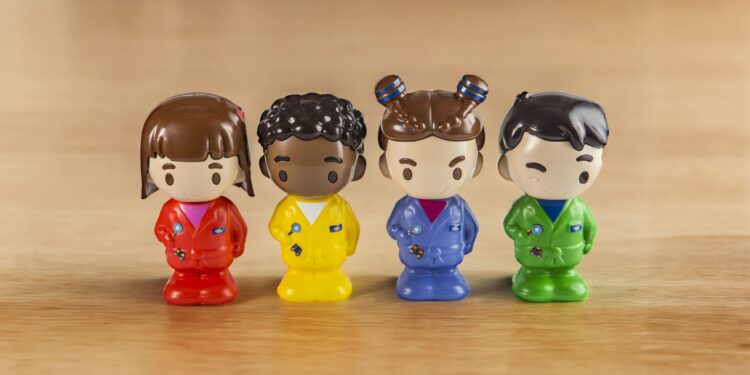 Johnny Rockets lança bonecos da série Detetives do Prédio Azul