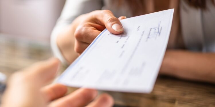 Quais setores de destaque em Goiás estão na lista de reoneração?