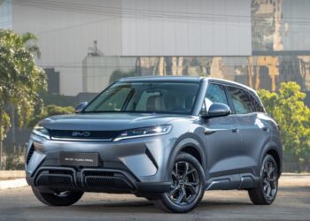 BYD lança Yuan Pro no Brasil a R$ 182 mil