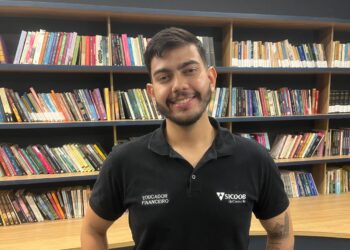 Sicoob UniCentro Br promove ação para a Semana Mundial do Investidor