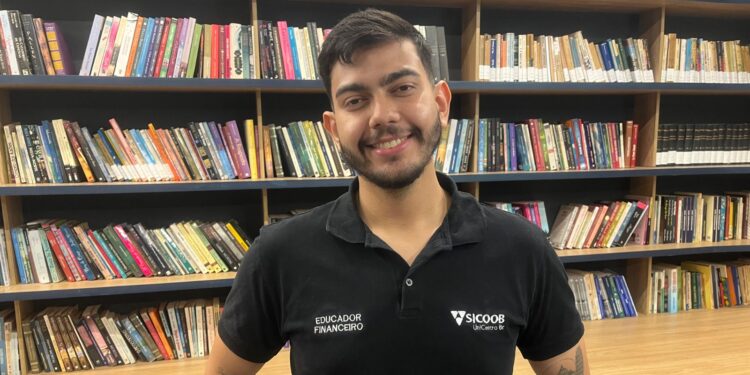 Sicoob UniCentro Br promove ação para a Semana Mundial do Investidor