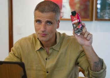 Bruno Gagliasso é novo embaixador do Piracanjuba Whey nas redes sociais