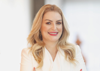 Advogada goiana debate novas regras tributárias em Congresso da ABRADT