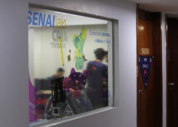 O robô que abre portas