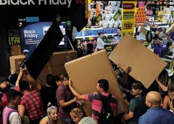 64% dos consumidores goianienses pretendem comprar na Black Friday