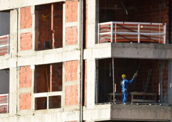 Construção civil gerou15 mil empregos até setembro de 2024, segundo Caged