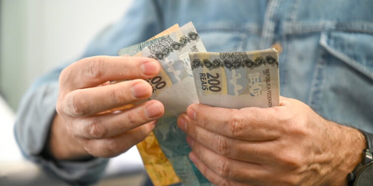 Centro-Oeste fecha 2024 com mais de 600 mil empresas inadimplentes