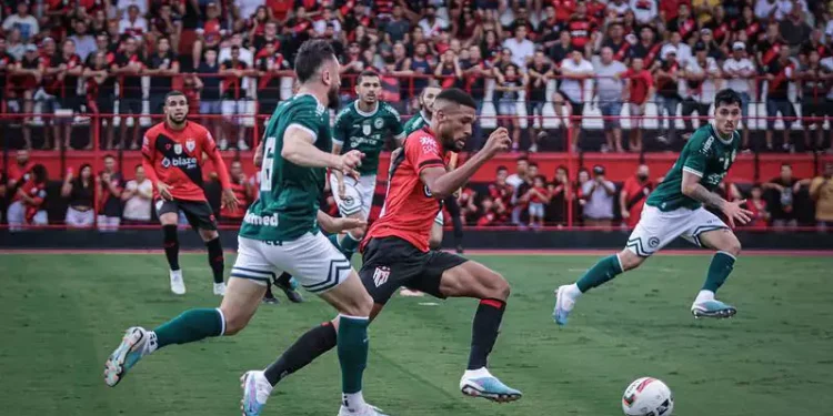 Sicoob renova patrocínio ao Campeonato Goiano de futebol