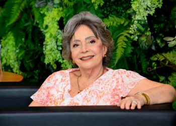 Tarcila Gonsalves lança livro em evento exclusivo no Sicoob UniCentro Br