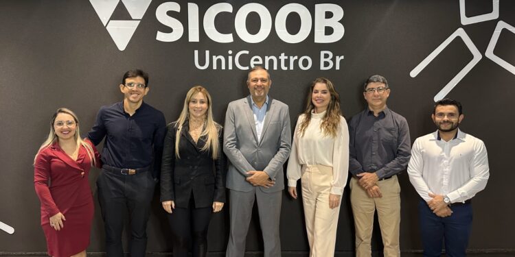 Sicoob UniCentro Br se destaca como uma das melhores empresas para trabalhar