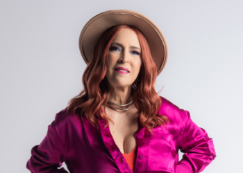 Teatro Sesc Centro conta com espetáculos, oficinas e shows de Nila Branco e Isabela Arantes em março