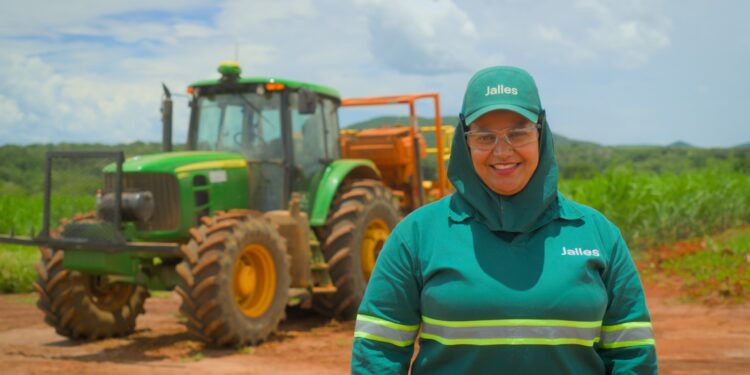 Jalles é reconhecida como a usina que mais emprega mulheres no Brasil