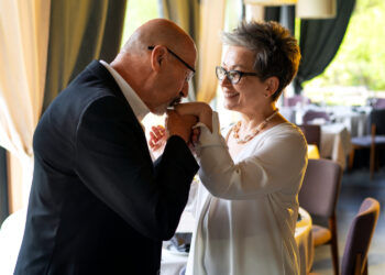 Maioria de casamentos envolvendo idosos mantém separação total de bens