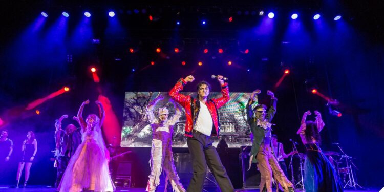 Rodrigo Teaser se apresenta em Goiânia com o Tributo a Michael Jackson