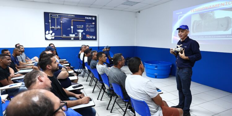Tigre abre vagas para curso de instalação hidráulica em Goiânia (GO)
