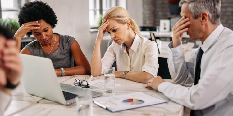 Demissão silenciosa custa à economia global 9% do PIB