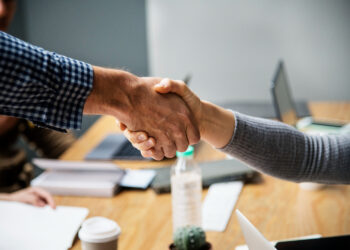 Holding: Estratégia inteligente?