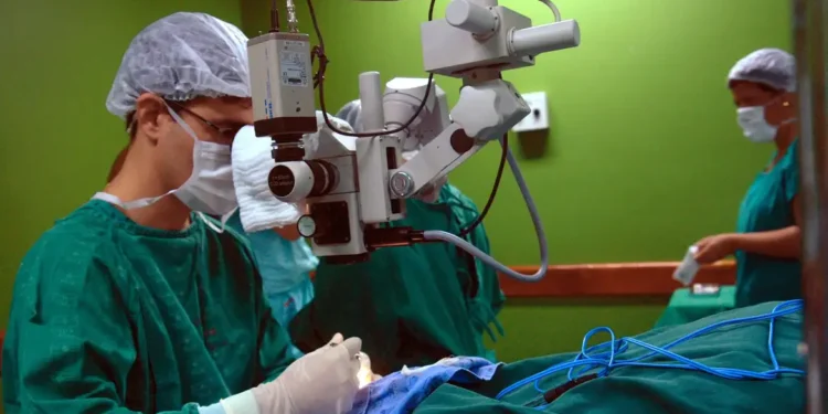Hospital Brasília comemora 2 mil cirurgias robóticas