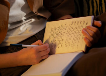 Instituto Cultural Sicoob UniCentro Br anuncia inscrições do seu prêmio de poesia