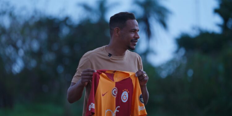 Jogador goiano Fernando Reges grava documentário para inspirar novas gerações