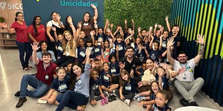 Sicoob Unicidades impacta mais de mil crianças e jovens com educação financeira