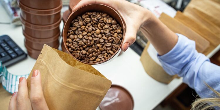 Goiás registra superávit de US$ 810 milhões na balança comercial de abril