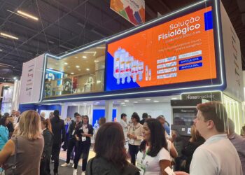 Hospdrogas e Equiplex vendem 20%  a mais na Feira Hospitalar 2025