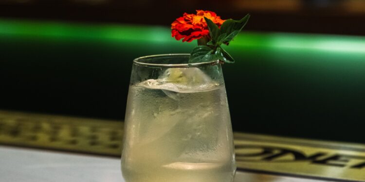 Monet, novo bar em Brasília, é inspirado no mestre do impressionismo