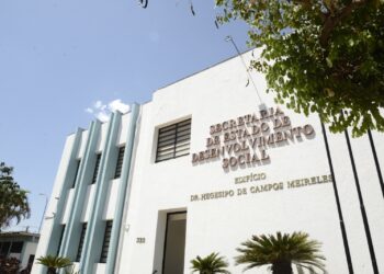 Seds abre seleção com 94 vagas e salários de até R$ 10,8 mil