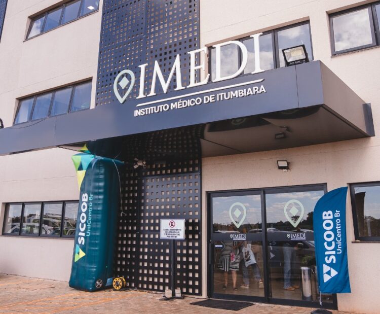 Sicoob UniCentro Br inaugura escritório de negócios no Instituto Médico de Itumbiara