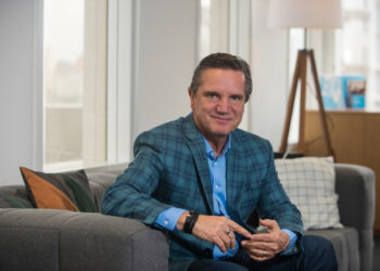 Mílton Jung apresenta palestra “Comunicar para Liderar” em Goiânia