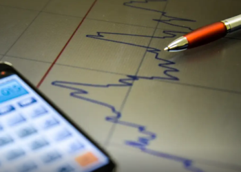 Inadimplência: goianos negativados devem mais de R$ 5 mil, em média