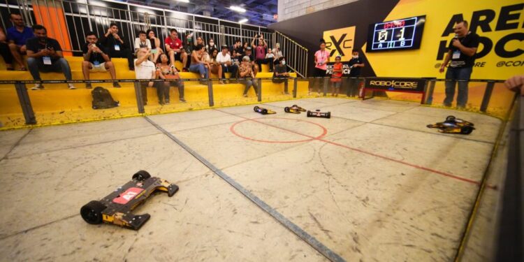 Batalha de Robôs é destaque da Campus Party nacional