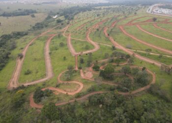 Ciclistas ganham nova trilha de mountain bike em Goiânia