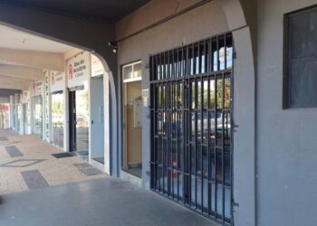 Comércio deve se adaptar a novas regras para domingos e feriados