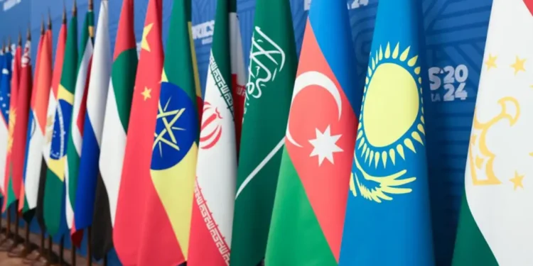 Fórum Parlamentar do Brics em Brasília reúne delegações de 15 países